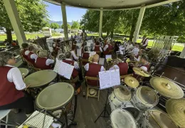 Wie is de echte Diva van Zwaag?