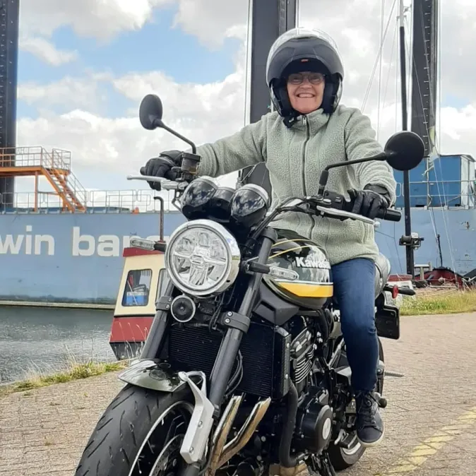 Ter land, ter zee en in de lucht!